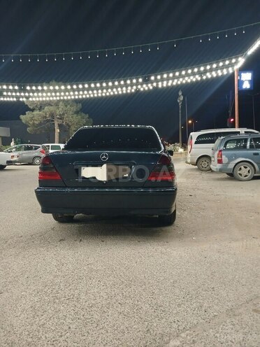 Mercedes C 180 1999, 333,000 km - 1.8 l - Bakı