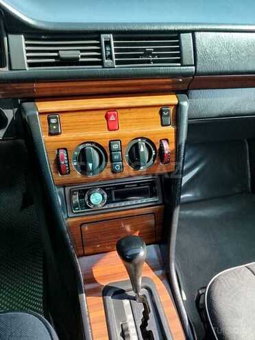Mercedes E 200 1994, 539,283 km - 2.0 l - Bakı