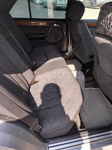 Mercedes E 200 1994, 539,283 km - 2.0 l - Bakı
