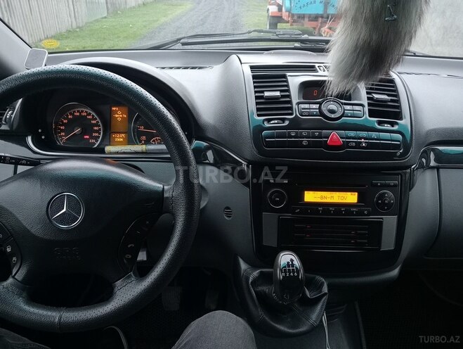 Mercedes Vito 2009, 500,000 km - 2.2 л - Zaqatala