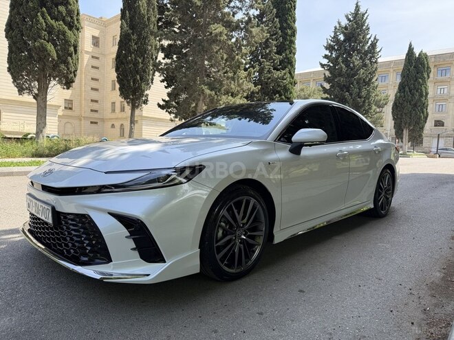 Toyota Camry 2024, 13,000 km - 2.0 л - Bakı