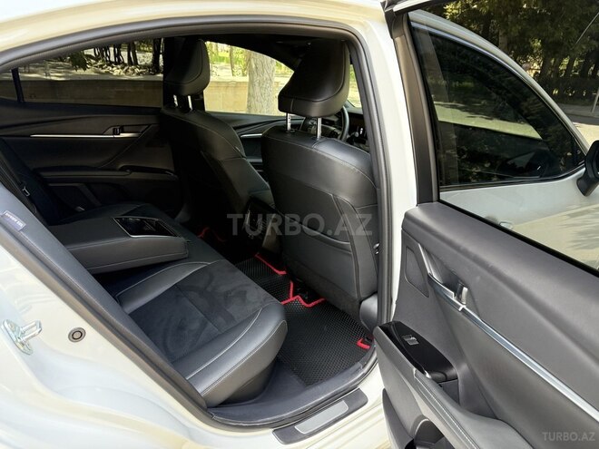 Toyota Camry 2024, 13,000 km - 2.0 л - Bakı