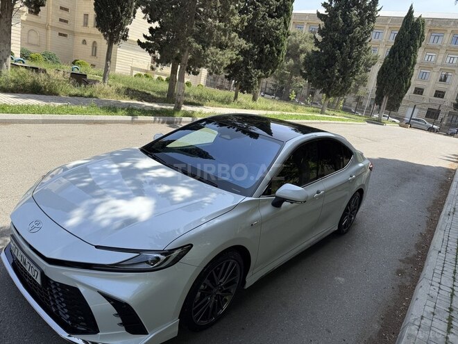 Toyota Camry 2024, 13,000 km - 2.0 л - Bakı