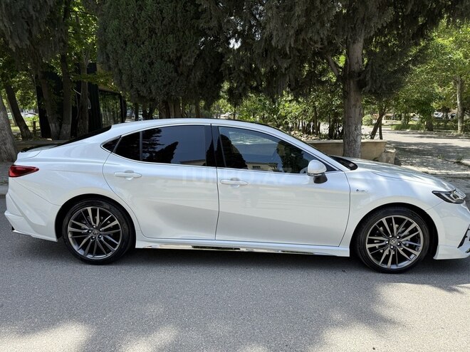 Toyota Camry 2024, 13,000 km - 2.0 л - Bakı