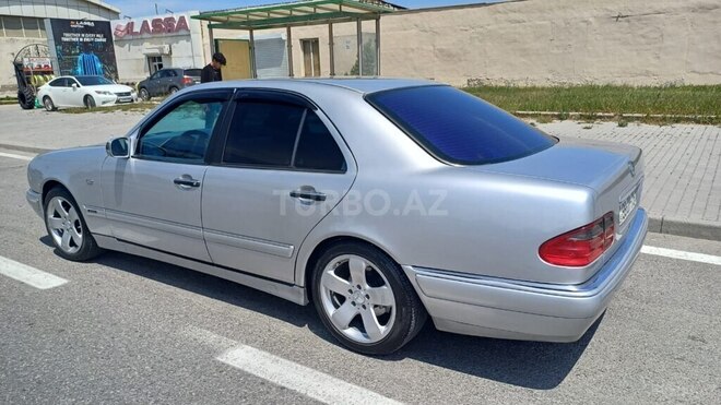 Mercedes E 240 1998, 342,523 km - 2.4 l - Sumqayıt