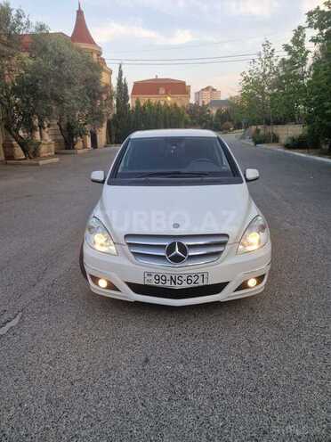 Mercedes B 180 2010, 137,000 km - 1.7 l - Bakı