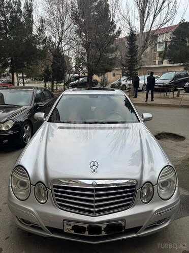 Mercedes E 220 d 2004, 320,680 km - 2.2 l - Sumqayıt