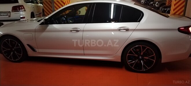 BMW 530e 2018, 124,980 km - 2.0 l - Bakı