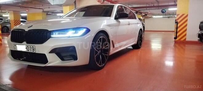 BMW 530e 2018, 124,980 km - 2.0 l - Bakı