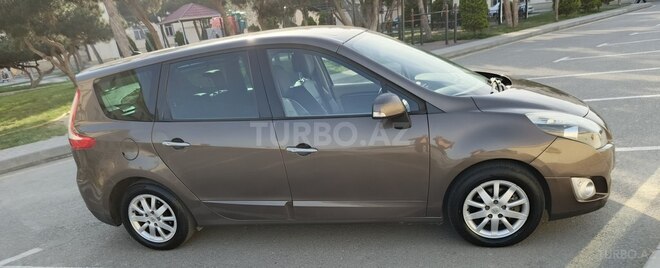 Renault Grand Scenic 2009, 300,150 km - 1.5 l - Bakı