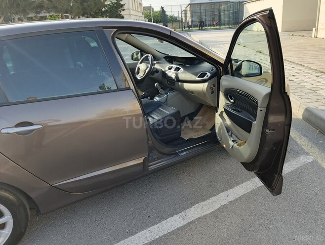 Renault Grand Scenic 2009, 300,150 km - 1.5 l - Bakı