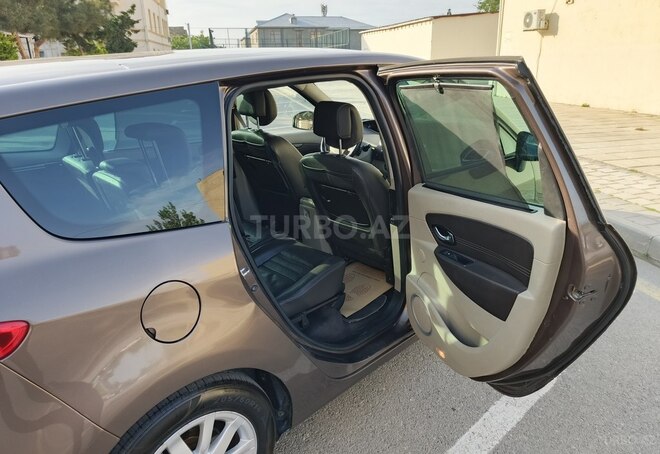 Renault Grand Scenic 2009, 300,150 km - 1.5 l - Bakı