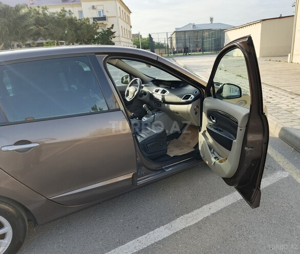 Renault Grand Scenic 2009, 300,150 km - 1.5 l - Bakı
