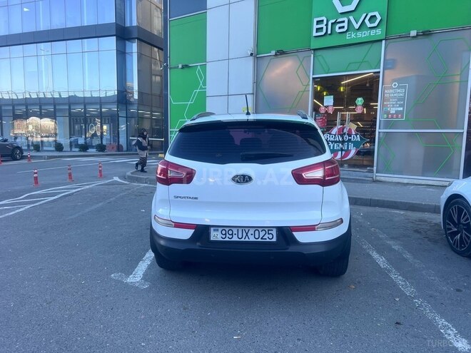Kia Sportage 2011, 186,000 km - 2.0 л - Bakı