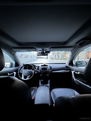 Kia Sorento-10