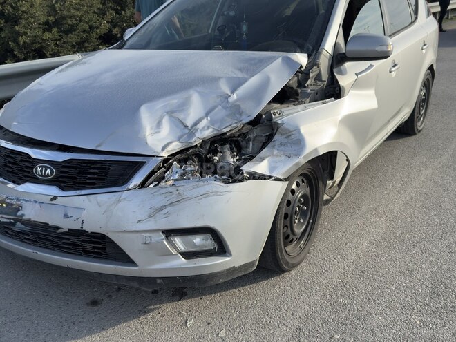Kia Ceed 2010, 430,440 km - 1.5 л - Bakı