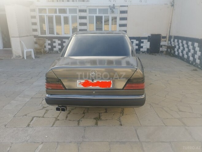 Mercedes E 200 1991, 200,000 km - 2.0 l - Bakı
