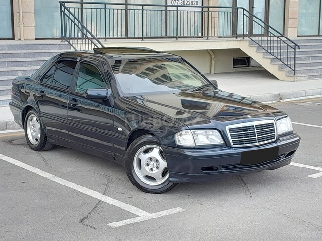 Mercedes C 200 1998, 323,213 km - 2.0 l - Sumqayıt
