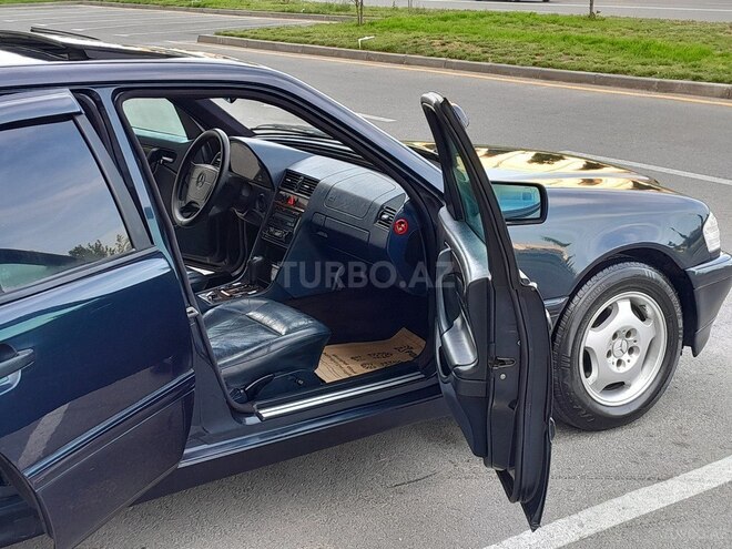 Mercedes C 200 1998, 323,213 km - 2.0 l - Sumqayıt