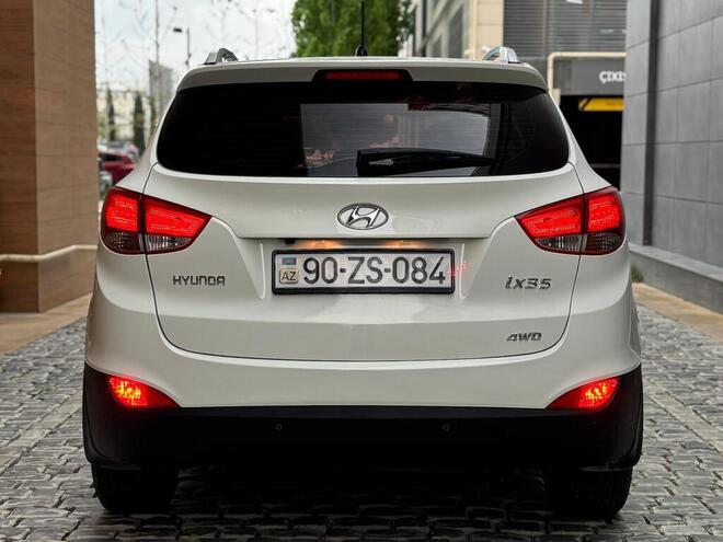 Hyundai ix35 2011, 137,800 km - 2.0 л - Bakı