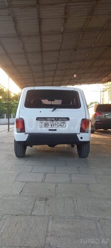 LADA (VAZ) Niva 2012, 156,000 km - 1.7 л - Salyan