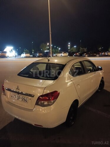 Mitsubishi Mirage 2019, 107,826 km - 1.2 л - Bakı