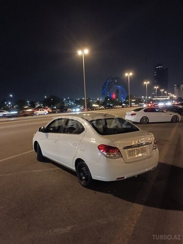 Mitsubishi Mirage 2019, 107,826 km - 1.2 л - Bakı