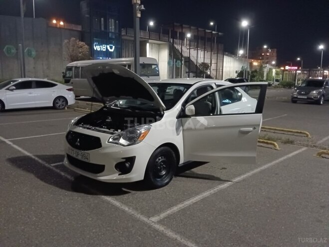Mitsubishi Mirage 2019, 107,826 km - 1.2 л - Bakı