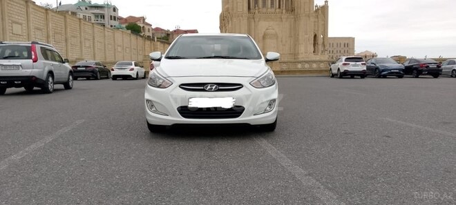 Hyundai Accent 2015, 144,000 km - 1.4 l - Bakı