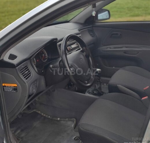 Kia Rio 2005, 469,000 km - 1.5 l - Masallı
