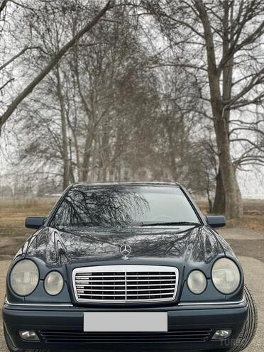 Mercedes E 240 1998, 250,000 km - 2.4 l - Gəncə