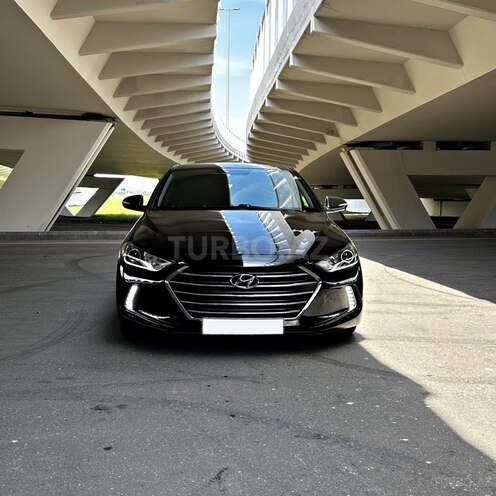 Hyundai Elantra 2017, 99,999 km - 2.0 l - Bakı