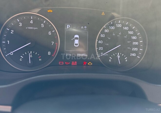 Hyundai Elantra 2017, 99,999 km - 2.0 l - Bakı