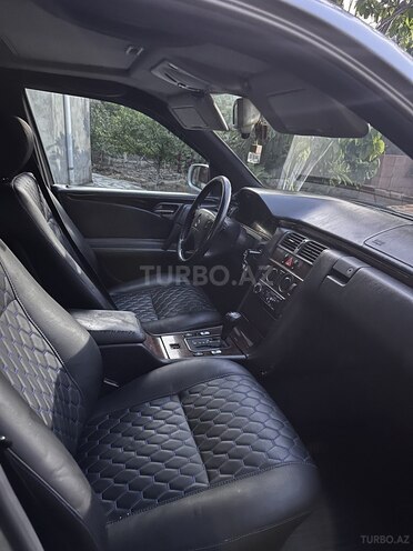 Mercedes C 230 1996, 490,000 km - 2.3 л - Bakı