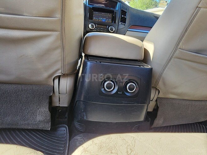 Mitsubishi Pajero 2007, 397,400 km - 3.0 l - Bakı