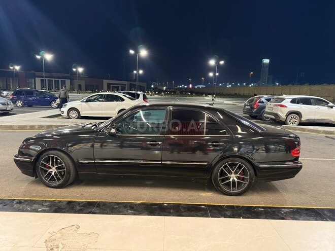 Mercedes E 280 2001, 299,104 km - 2.8 l - Bakı