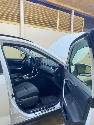 Toyota RAV4 2023, 10,000 km - 2.5 l - Bakı