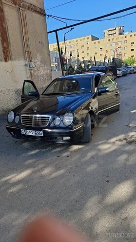Mercedes E 240 2000, 339,000 km - 2.4 l - Bakı