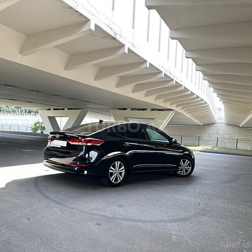 Hyundai Elantra 2017, 99,999 km - 2.0 l - Bakı