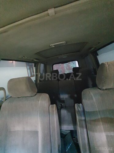 Toyota Noah 2003, 395,000 km - 2.0 л - Bakı