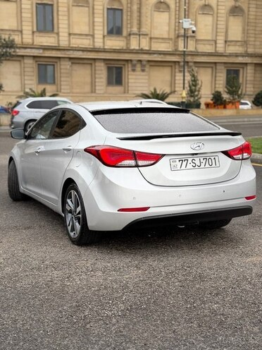 Hyundai Elantra 2015, 145,000 km - 1.6 l - Bakı