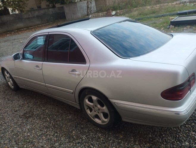 Mercedes E 220 d 2002, 345,000 km - 2.2 л - Lənkəran