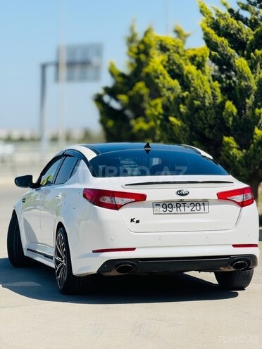 Kia K5-8