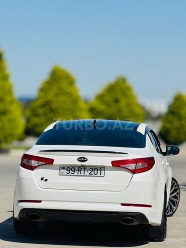 Kia K5-7