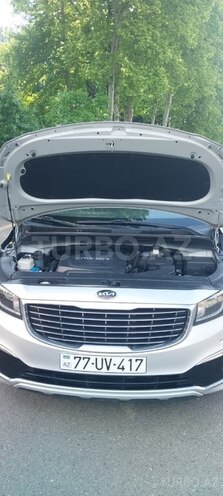 Kia Carnival 2015, 160,000 km - 2.2 l - İsmayıllı