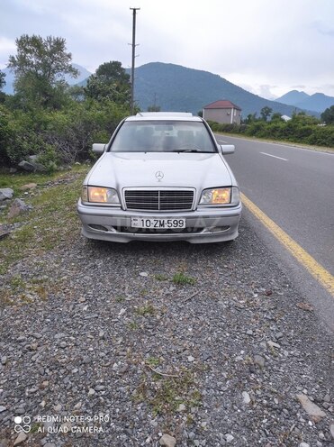 Mercedes C 230 1997, 420,000 km - 2.3 l - Qəbələ