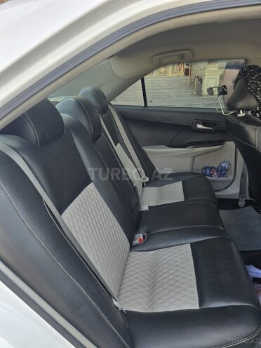 Toyota Camry 2014, 215,802 km - 2.5 л - Bakı