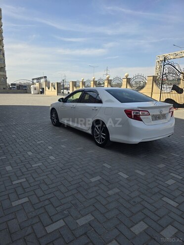Toyota Camry 2014, 215,802 km - 2.5 л - Bakı