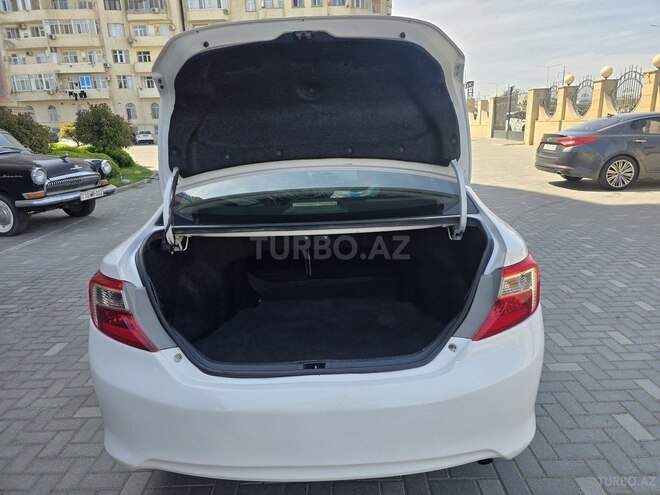 Toyota Camry 2014, 215,802 km - 2.5 л - Bakı