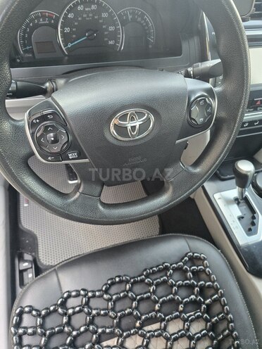 Toyota Camry 2014, 215,802 km - 2.5 л - Bakı